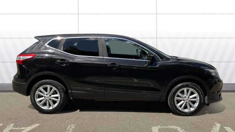 Nissan Qashqai 1.2 DiG-T Acenta Premium 5dr Petrol Hatchback